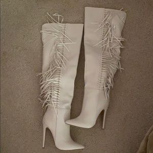 Pretty Girl Side Fringe Stiletto boot